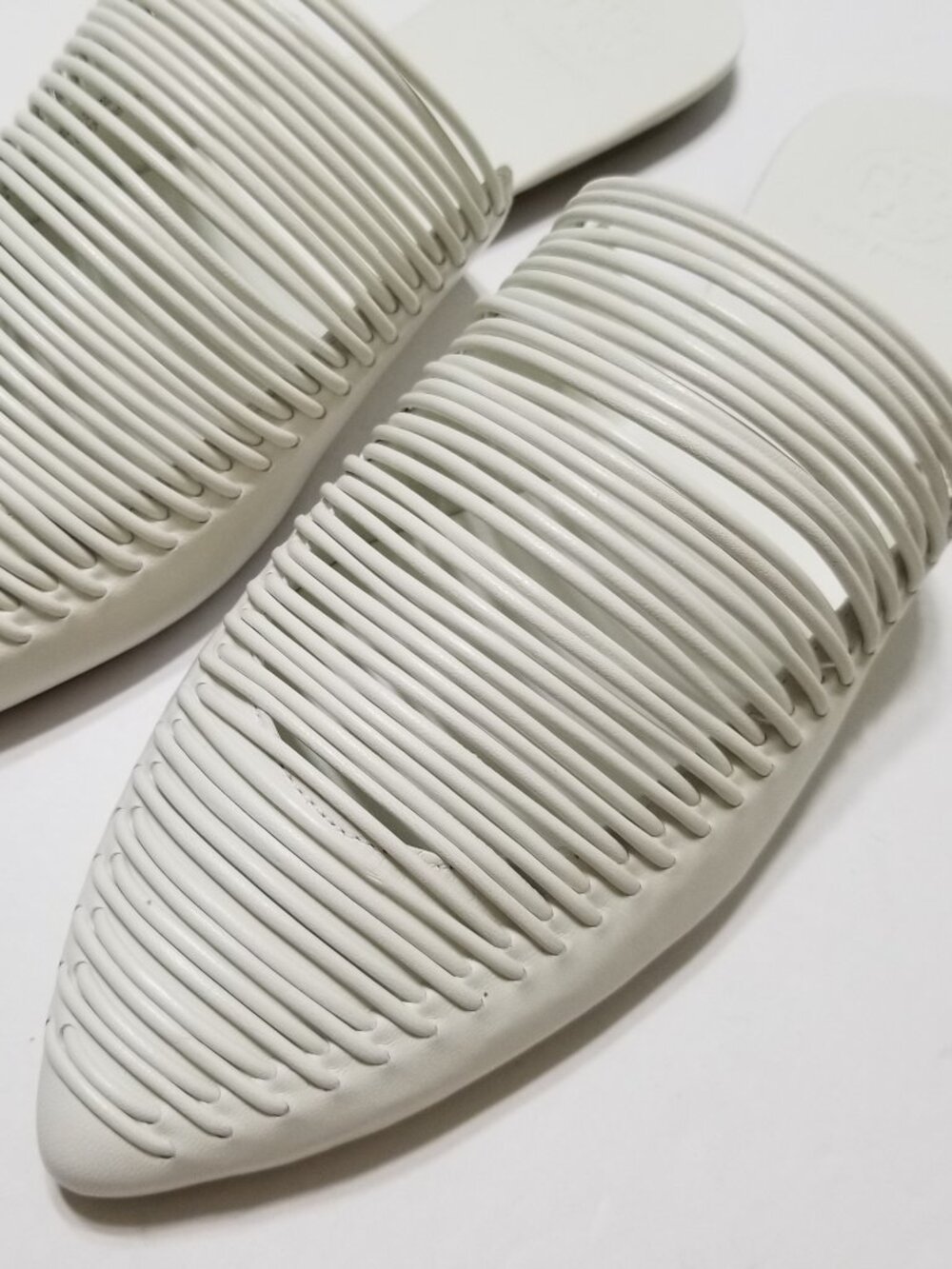 ✨NIB Tory Burch Sienna White Woven Leather Pointed Mules Flat Slides $298 - Picture 11 of 16